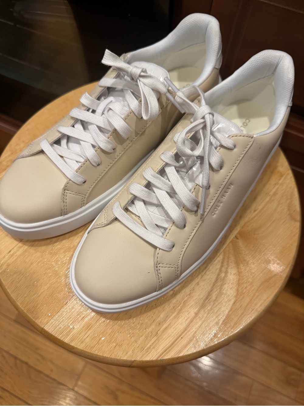 Cole Haan GrandPro Women’s Casual Leather Sneakers in Cream size 8.5B